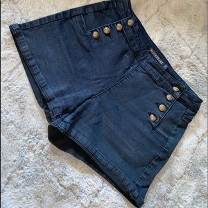 Black heart size 7 high waisted jean shorts